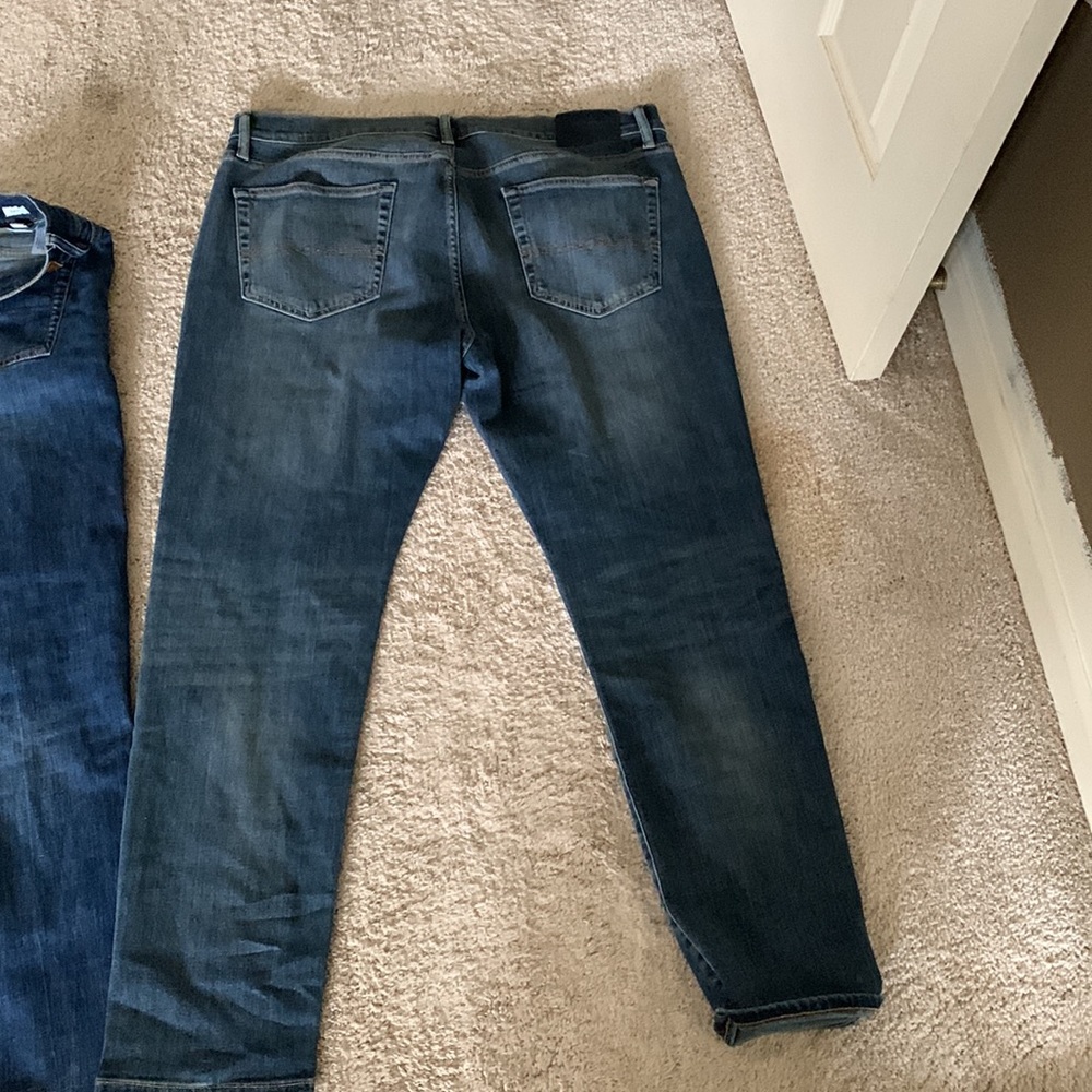 Used - Picture 3 of 3